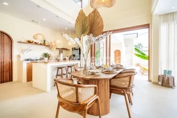 Stunning Mediterranean Modern 4 Bedroom Villa in Tumbak Bayuh
