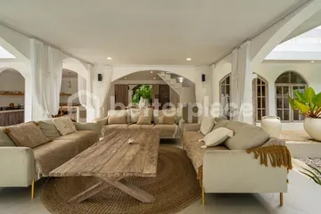 Santorini-Inspired Two-Level Villa with Spacious Balcony in Ungasan