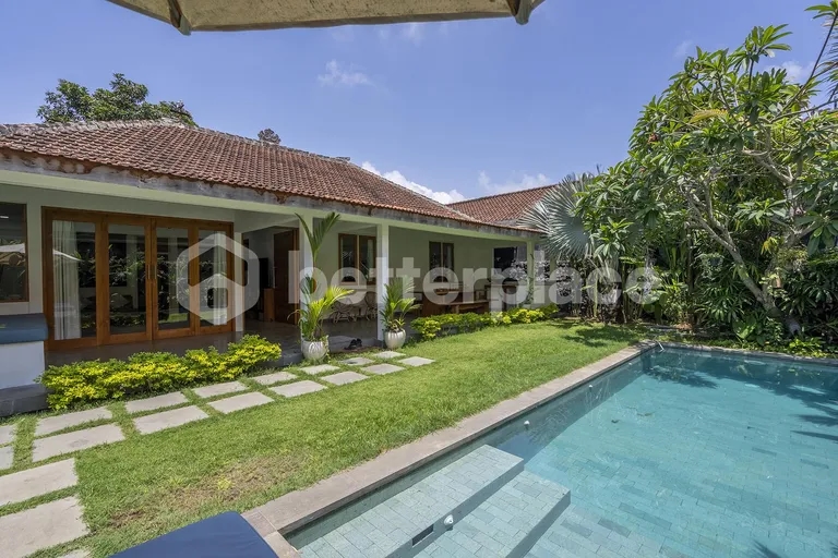Kuta Bali Leasehold Villas for Families or Groups: Up to 12 People, 5 Minutes from Waterbom Bali
