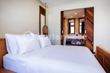 Modern Island Living – Elegant One-Bedroom Apartment with Private Terrace, Pool Views, and Ocean Proximity in Gili Trawangan