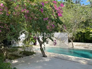 Serene Riverside Living, Exquisite 3 Unit Villa Complex in Umalas