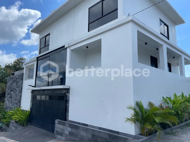 Modern and Spacious 3 Bedroom Villa with Rooftop in Jimbaran