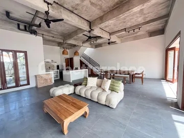 Spacious 5-Bedroom Villa in Berawa – Ideal for Yearly Rental