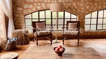 Charming 1BR Vintage Villa – 4 Minutes to Padang-Padang Beach