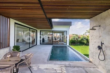 Modern 3 Bedroom Villa with Rice Field View in Berawa – Prime Canggu Location