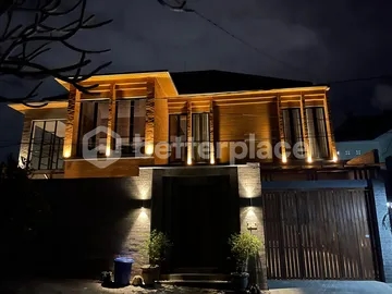 Elegant 4-Bedroom Villa with 2 Kitchens and Spacious Parking in Semer