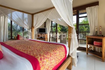 A Superb Long-Term Business Investment