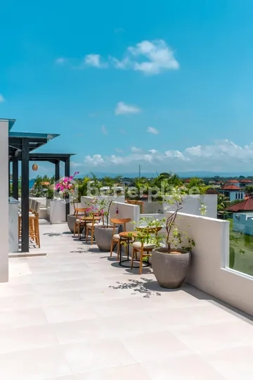 Splendiferous Mansion with Jacuzzi and Rooftop for Yearly Lease in Canggu