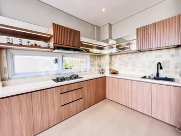 Modern Freehold 3 Bedroom Villa Close to The Beach in Ungasan