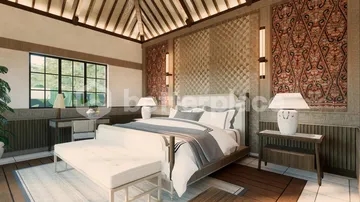 Romantic Hideaway Villa in Prime Seminyak Location