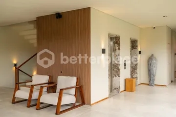 3 Bedroom Luxury Penthouse in Tumbak Bayuh with Premium Facilities