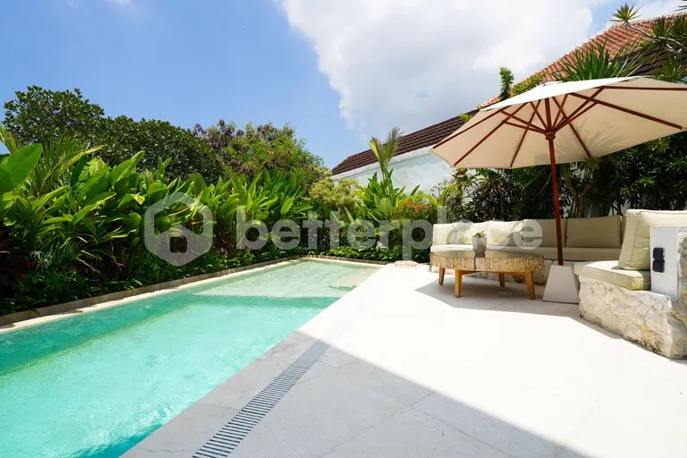 Luxurious 5 Bedroom Villa in Prime Location of Berawa