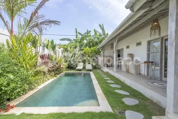 Modern Tropical Villa Close to Seminyak and Potato Head