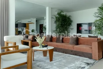 Modern and Luxury 4 Bedroom Villa in Berawa – 5 Minutes to the Beach