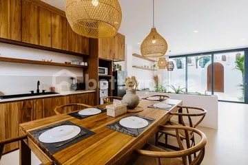 Brand New & Modern 2 Bedroom Villa in Tumbak Bayuh, 10 Minutes to the Beach