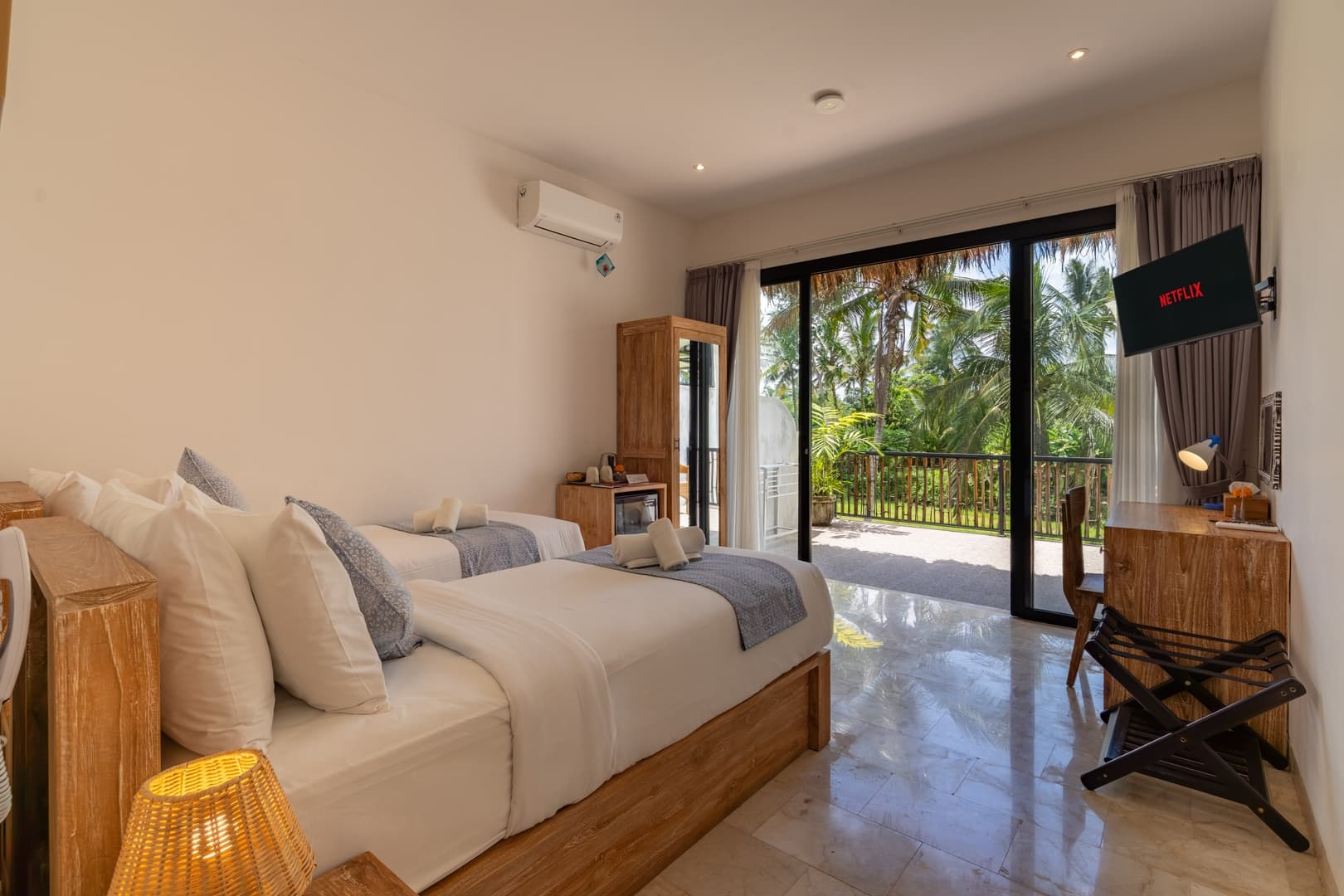 Ubud 1BR Twin Junior Suite | Paddy & Pool View