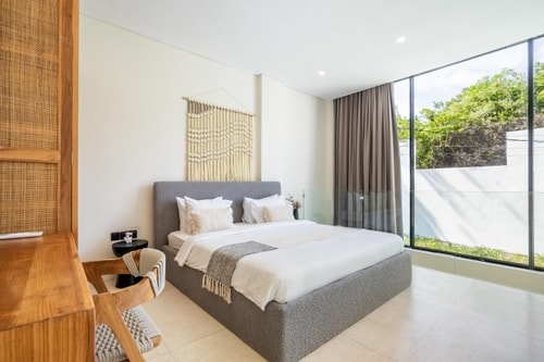 1BR Luxury Villa Near Melasti Beach with Chic Pool