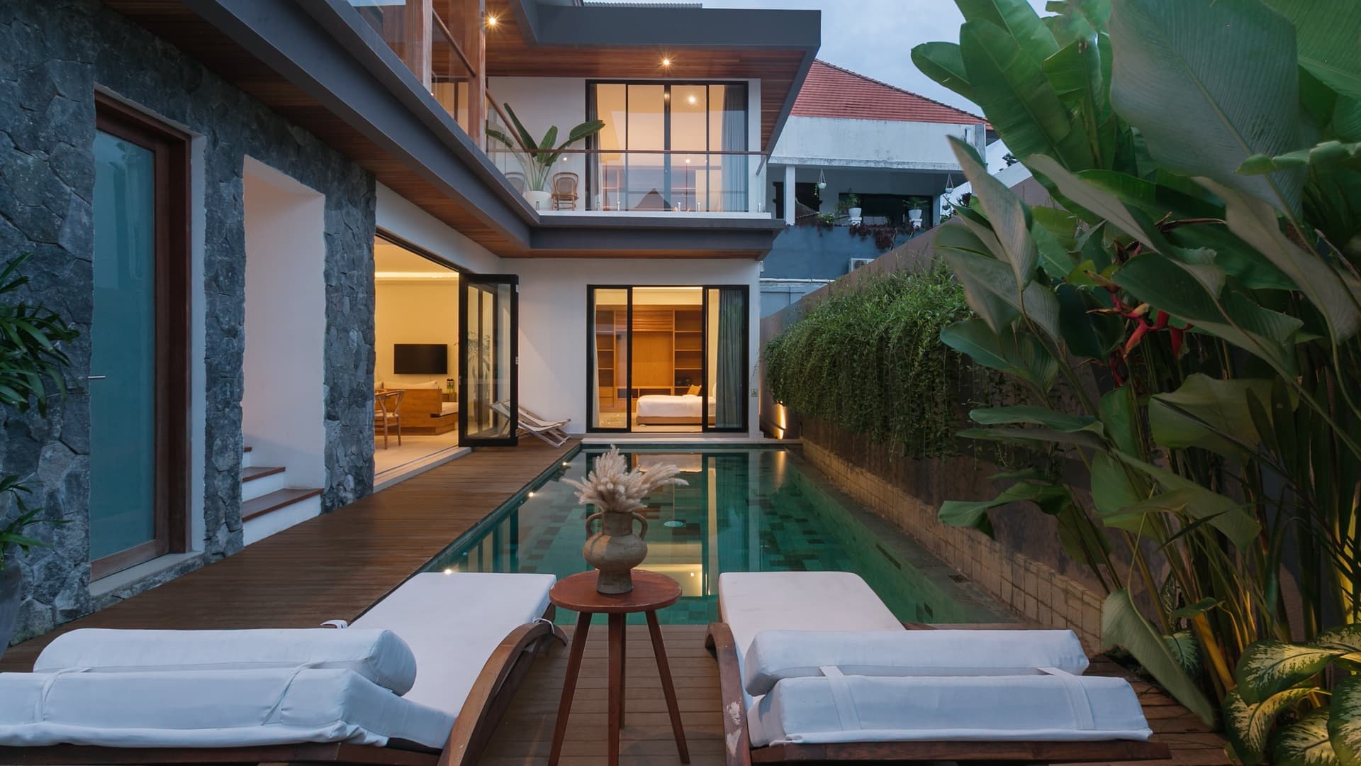 Canggu Luxe 4BR Villa | Pool, Gym & Paddy View