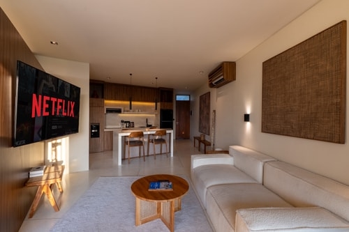 1BR Canggu Studio | Workdesk & Sunset Pool Balcony