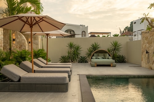 Aesthetic Canggu Studio | Pool Access & Desk