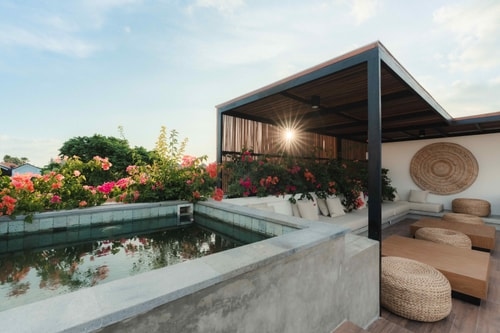 Canggu Luxury-Modern 3BR Villa | Pool & Rooftop