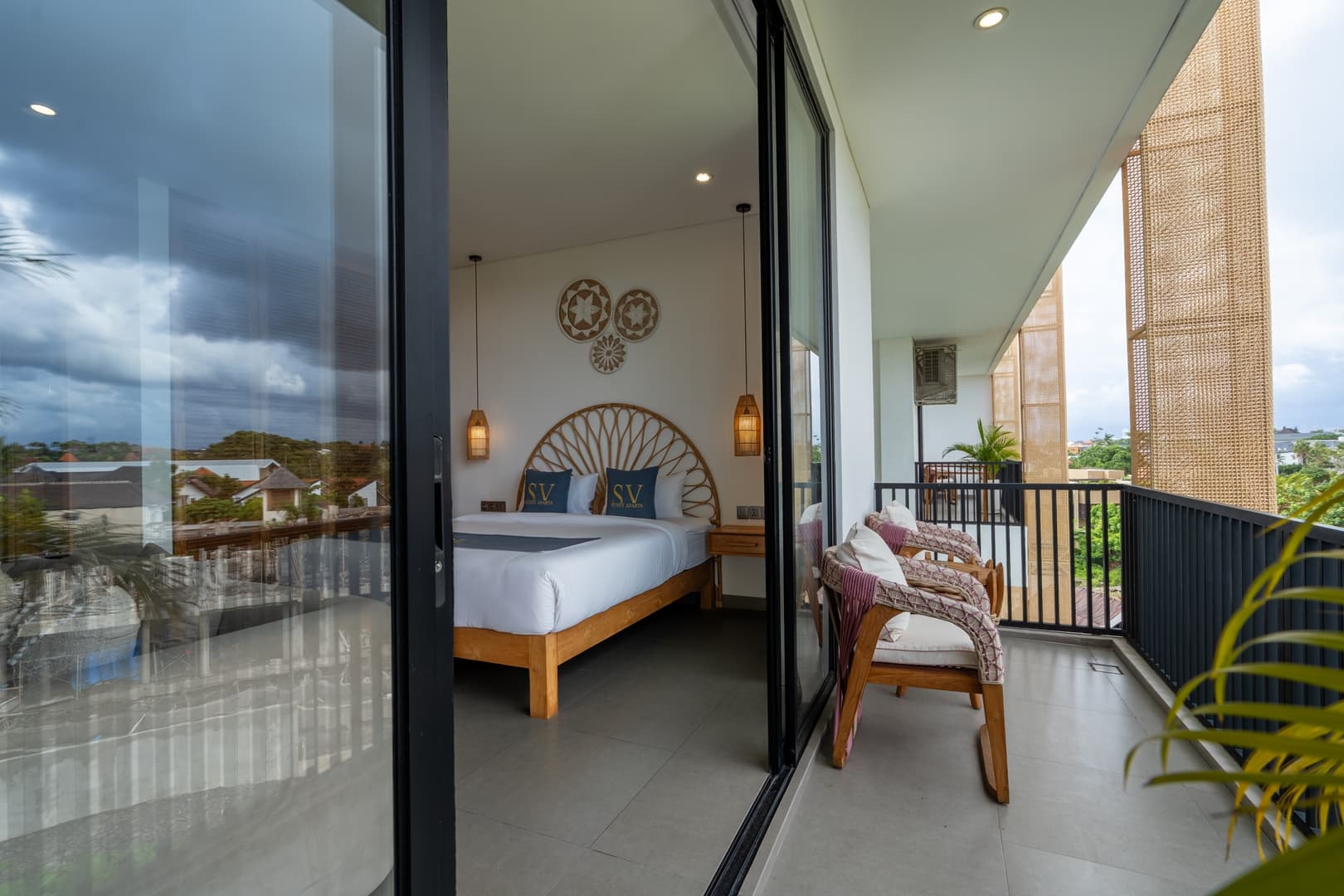 Seaside 1BR Canggu Suite | Yoga, Pool & Work Hub