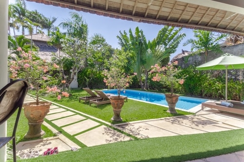 3BR Tropical Villa near Famous place & 5 min Beach