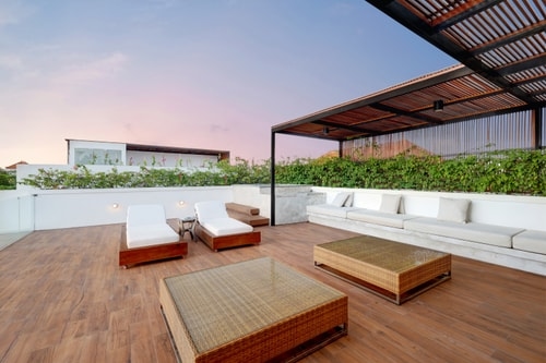 Canggu 3BR Elevated Living W/ Sunken Lounge & Pool