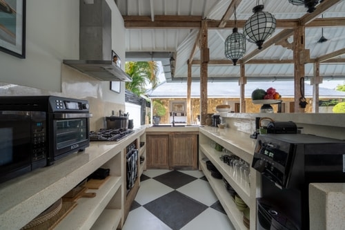 4BR Luxury Seminyak Villa | 5 Stars Comfort