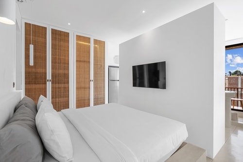 1BR Luxury Canggu Apart | Pool, Near Cafés & Beach