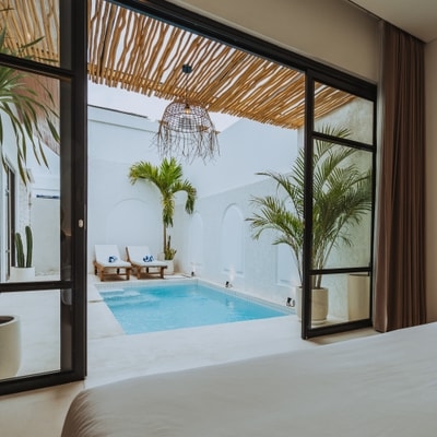1BR Mediterranean Canggu | Bath, Pool & Near Gym