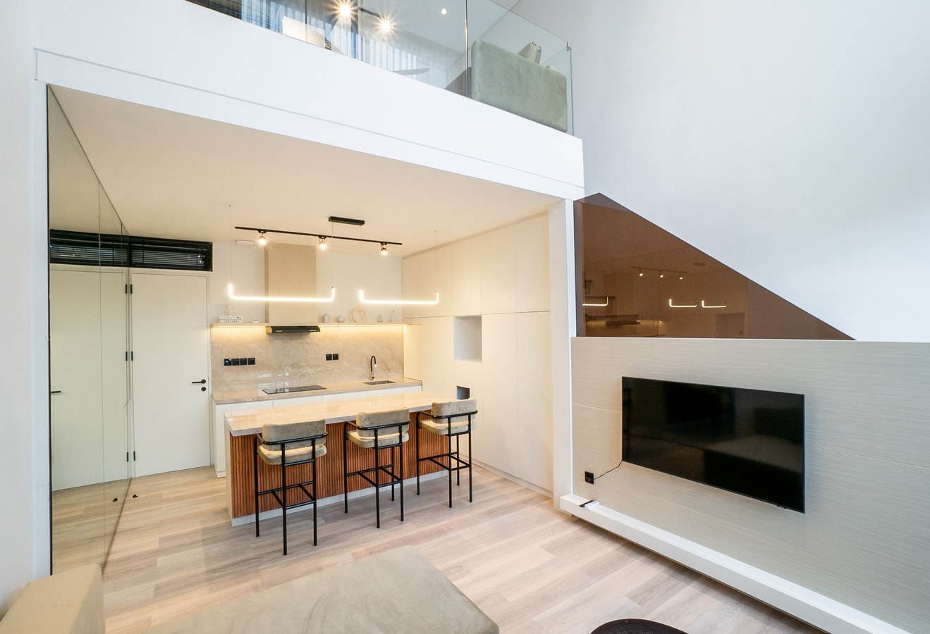 Canggu Modern Tropical 2BR Villa - Plunge Pool