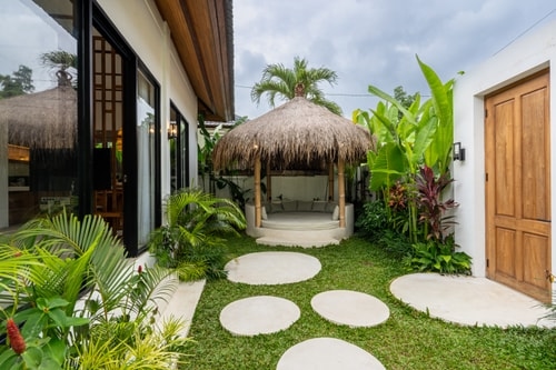 1BR Poolbliss Ubud | Bath & Walk to Alchemy