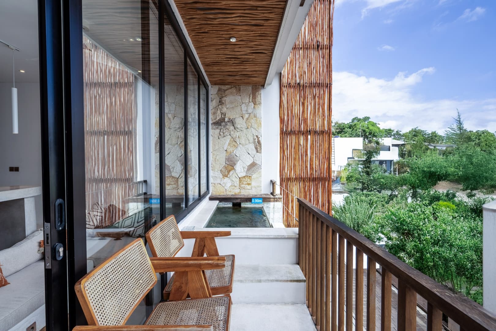 1BR Canggu Suite near Beach: Sunset Pool Balcony