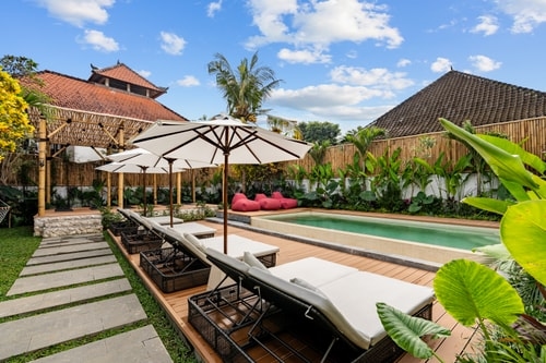 1BR Central Ubud Loft | Pool & Garden Gazebo