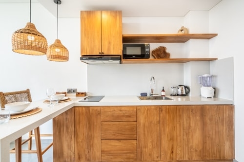 Ocean View 1BR | Rooftop, Pool, & Near Beach