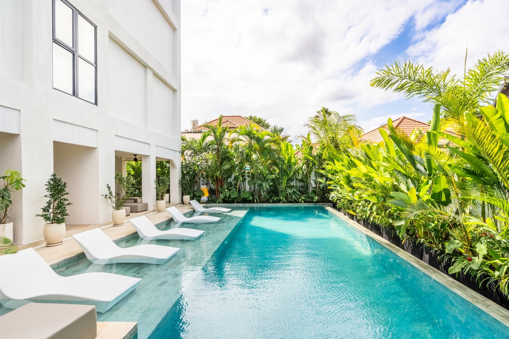 1BR Canggu Ocean Suite - Rooftop & Pool Access