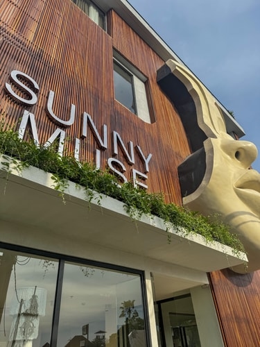 1BR Luxe Canggu | Gym, Sauna & Pool, Near Beach