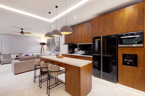 5 BR: Spacious Villa surrounding by rice fields