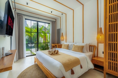 Central Ubud 2BR Villa | Pool, Bathtub & Cafés