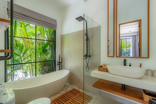 Central Ubud 2BR Villa | Pool, Bathtub & Cafés