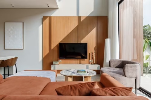 Stunning 1BR Beachfront Villa in Pererenan