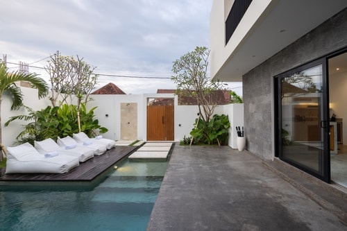 3BR Canggu Villa | Pool, Bath & Near Berawa Beach
