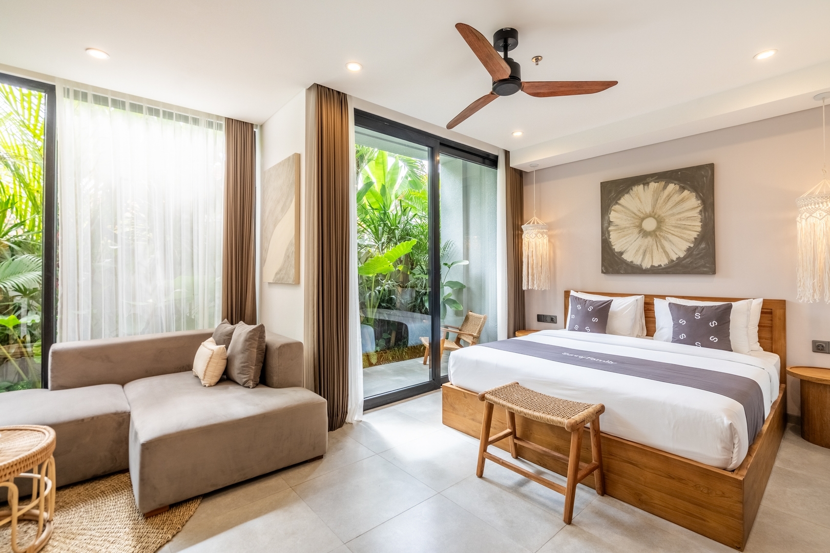 Elite 1BR Canggu Suite | Pool & Rooftop Gym