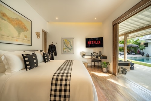 4BR Luxury Seminyak Villa | 5 Stars Comfort