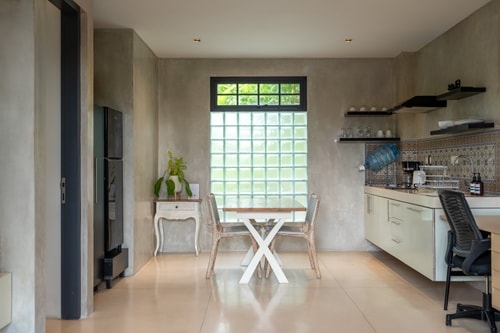 Seminyak 1BR Apart| Sleek Design & Prime Location