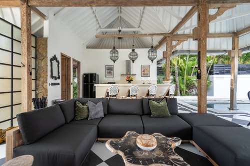 4BR Luxury Seminyak Villa | 5 Stars Comfort