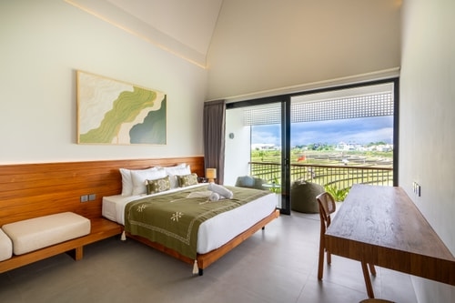 3BR Canggu Lavish Stay – Pool & Serene Paddies